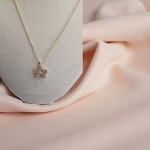 New Fashion Jewelry Goldtone Flower Pendant Necklace